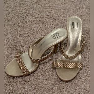 Pelle Moda mule heels, gold, size 8.